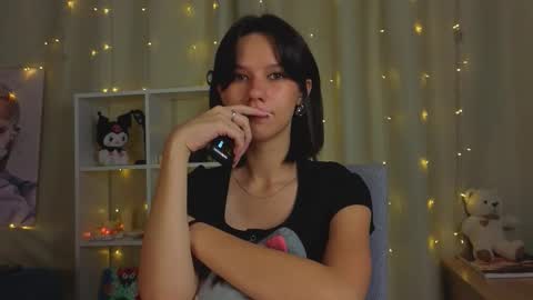 Mary online show from 09-19-25, 04:25
