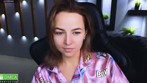 Snapshot of mira_mermayd chatting on 12-10-24, 08:08 Mira online show from 12-10-24, 08:08