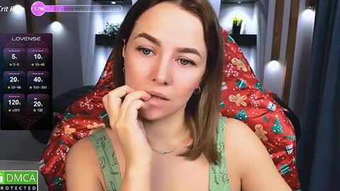 Snapshot of mira_mermayd chatting on 12-19-24, 01:50 Mira online show from 12-19-24, 01:50