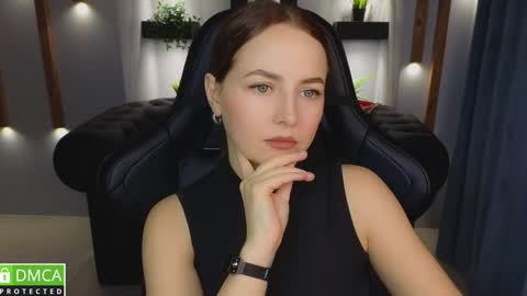 Snapshot of mira_mermayd chatting on 01-05-25, 04:25 Mira online show from 01-05-25, 04:25