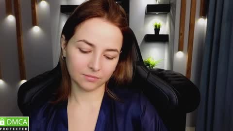 Snapshot of mira_mermayd chatting on 01-14-25, 01:26 Mira online show from 01-14-25, 01:26