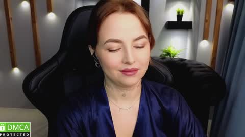 Snapshot of mira_mermayd chatting on 01-14-25, 04:36 Mira online show from 01-14-25, 04:36