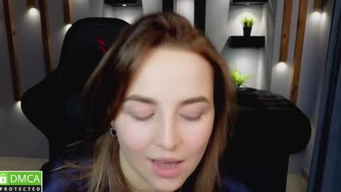 Snapshot of mira_mermayd chatting on 01-18-25, 04:15 Mira online show from 01-18-25, 04:15