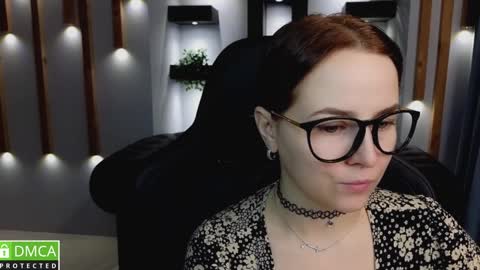 Snapshot of mira_mermayd chatting on 01-20-25, 08:19 Mira online show from 01-20-25, 08:19