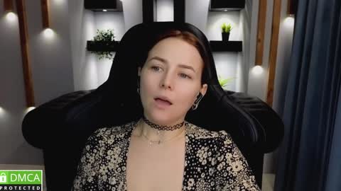 Snapshot of mira_mermayd chatting on 01-20-25, 11:24 Mira online show from 01-20-25, 11:24