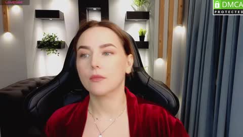 Snapshot of mira_mermayd chatting on 02-05-25, 11:23 Mira online show from 02-05-25, 11:23