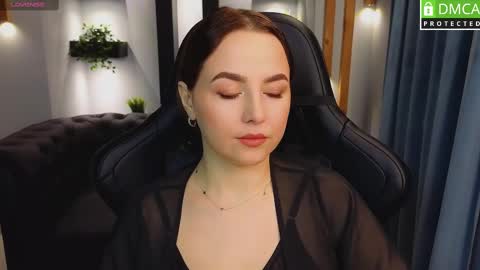 Snapshot of mira_mermayd chatting on 02-22-25, 04:29 Mira online show from 02-22-25, 04:29