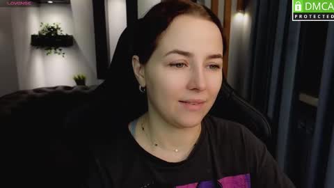 Snapshot of mira_mermayd chatting on 02-25-25, 05:19 Mira online show from 02-25-25, 05:19