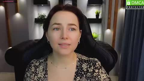 Snapshot of mira_mermayd chatting on 03-06-25, 01:27 Mira online show from 03-06-25, 01:27