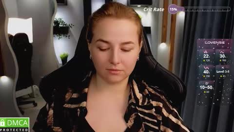 Snapshot of mira_mermayd chatting on 10-04-25, 01:25 Mira online show from 10-04-25, 01:25