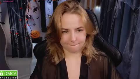 Snapshot of mira_mermayd chatting on 11-02-25, 01:08 Mira online show from 11-02-25, 01:08