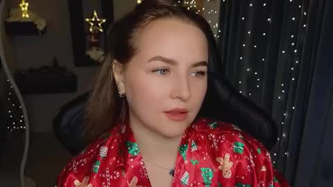 Mira online show from 12-21-25, 01:35