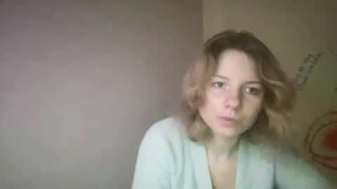 Snapshot of miraaroma chatting on 09-18-25, 11:34 Stellary online show from 09-18-25, 11:34
