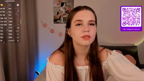 Adele online show from 03-08-25, 06:47