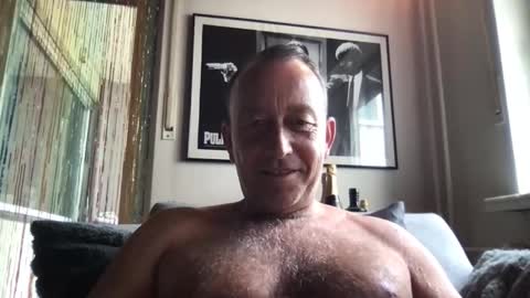 Snapshot of miracolix_030 chatting on 06-04-26, 10:43 Ben online show from 06-04-26, 10:43
