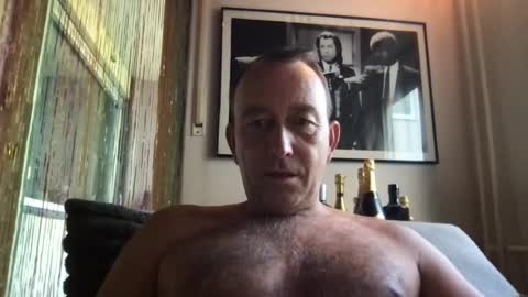 Snapshot of miracolix_030 chatting on 06-17-26, 07:22 Ben online show from 06-17-26, 07:22