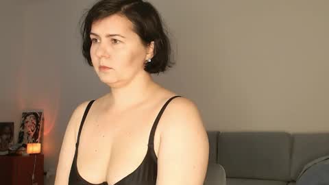 Snapshot of miradiaz chatting on 04-26-26, 07:33 Meera online show from 04-26-26, 07:33
