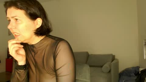 Snapshot of miradiaz chatting on 05-02-26, 08:36 Meera online show from 05-02-26, 08:36