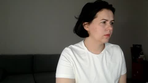 Snapshot of miradiaz chatting on 05-12-26, 02:08 Meera online show from 05-12-26, 02:08