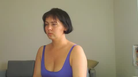 Meera online show from 06-11-26, 08:34