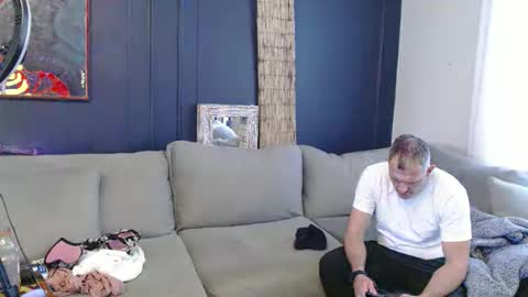 Mia Mirage online show from 10-28-25, 03:36