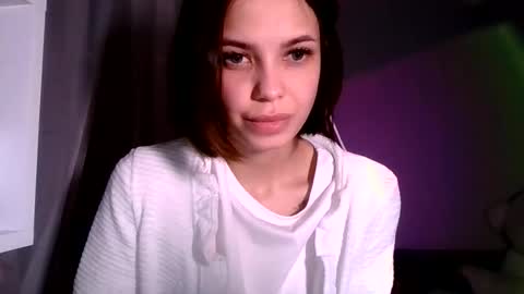 MiraLaPics online show from 04-22-26, 09:27