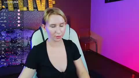 Snapshot of miralush chatting on 07-31-26, 04:17 Mira online show from 07-31-26, 04:17