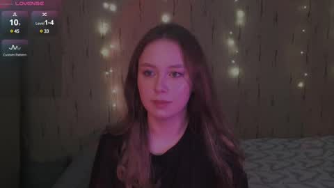 Kira online show from 03-02-25, 04:53