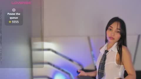 Snapshot of miranda_becerra chatting on 11-03-25, 11:33 Miranda online show from 11-03-25, 11:33