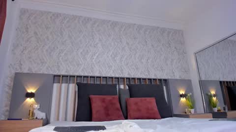 Miranda online show from 02-28-25, 05:26