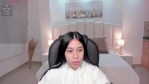 miranda_crawfor online show from 10-01-25, 12:11