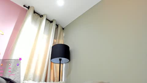 Snapshot of miranda_doll_ chatting on 01-21-25, 03:43 online show from 01-21-25, 03:43