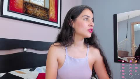Snapshot of miranda_doll_ chatting on 01-24-25, 03:13 online show from 01-24-25, 03:13