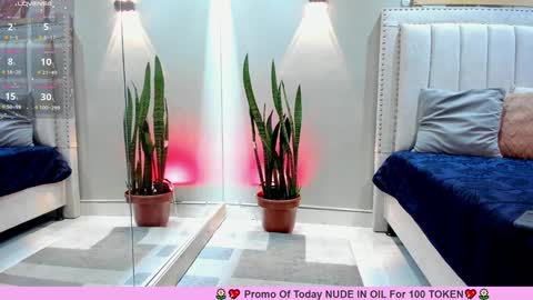 Snapshot of miranda_doll_ chatting on 02-01-25, 12:05 online show from 02-01-25, 12:05