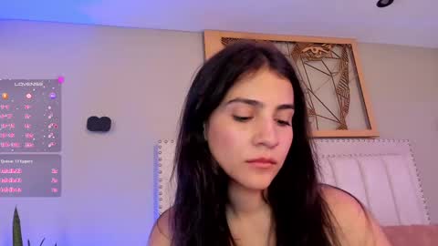Snapshot of miranda_doll_ chatting on 02-10-25, 06:24 online show from 02-10-25, 06:24