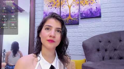 Snapshot of miranda_doll_ chatting on 02-26-25, 03:08 online show from 02-26-25, 03:08