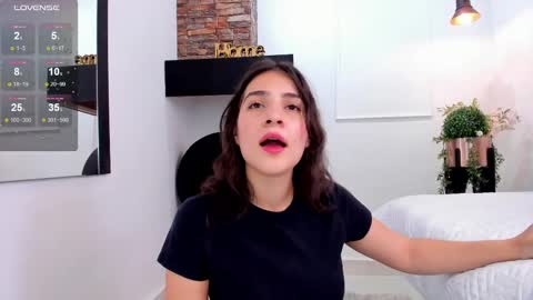 Snapshot of miranda_doll_ chatting on 03-07-25, 06:00 online show from 03-07-25, 06:00