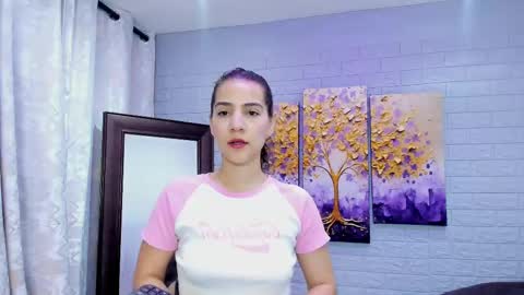 Snapshot of miranda_doll_ chatting on 09-13-25, 12:05 online show from 09-13-25, 12:05