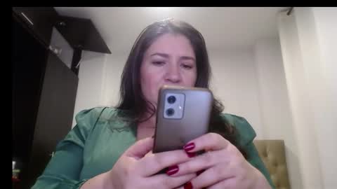 Snapshot of miranda_lovers69 chatting on 01-14-26, 11:53 Miranda online show from 01-14-26, 11:53