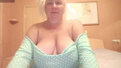 Miranda online show from 06-29-26, 03:56