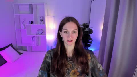 Snapshot of mirandaglow chatting on 04-09-26, 05:40 Miranda online show from 04-09-26, 05:40