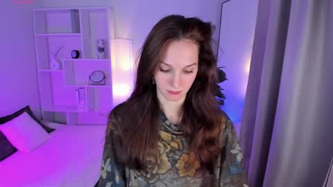 Snapshot of mirandaglow chatting on 04-09-26, 06:19 Miranda online show from 04-09-26, 06:19