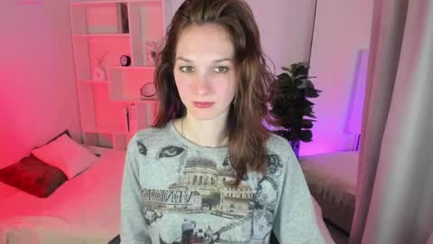 Snapshot of mirandaglow chatting on 04-11-26, 05:45 Miranda online show from 04-11-26, 05:45