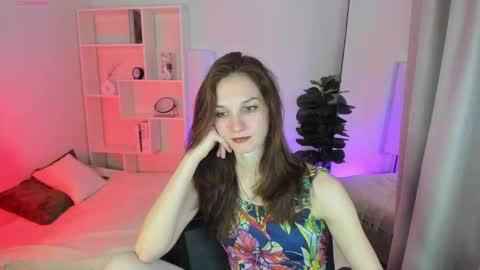 Snapshot of mirandaglow chatting on 04-11-26, 07:56 Miranda online show from 04-11-26, 07:56