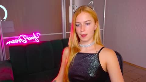 MirandaMayers online show from 09-10-25, 06:13