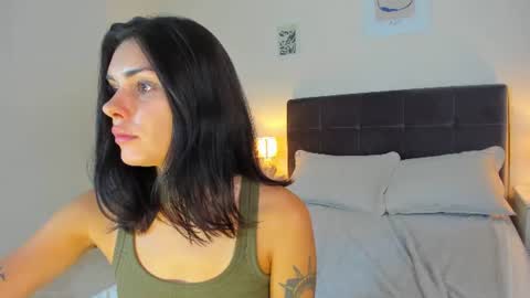 Snapshot of miraversse chatting on 07-28-26, 04:05 Mira online show from 07-28-26, 04:05