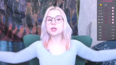 Kira online show from 01-22-25, 10:29