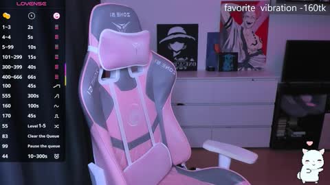 Kira online show from 12-19-25, 09:11