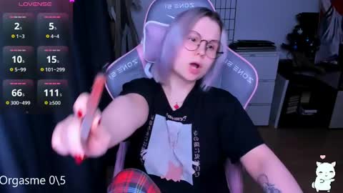 Snapshot of miray_kuriyama chatting on 03-20-26, 12:48 Kira online show from 03-20-26, 12:48