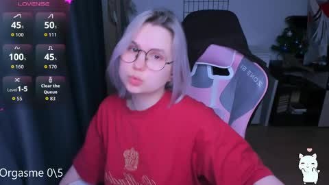 Snapshot of miray_kuriyama chatting on 03-23-26, 06:34 Kira online show from 03-23-26, 06:34